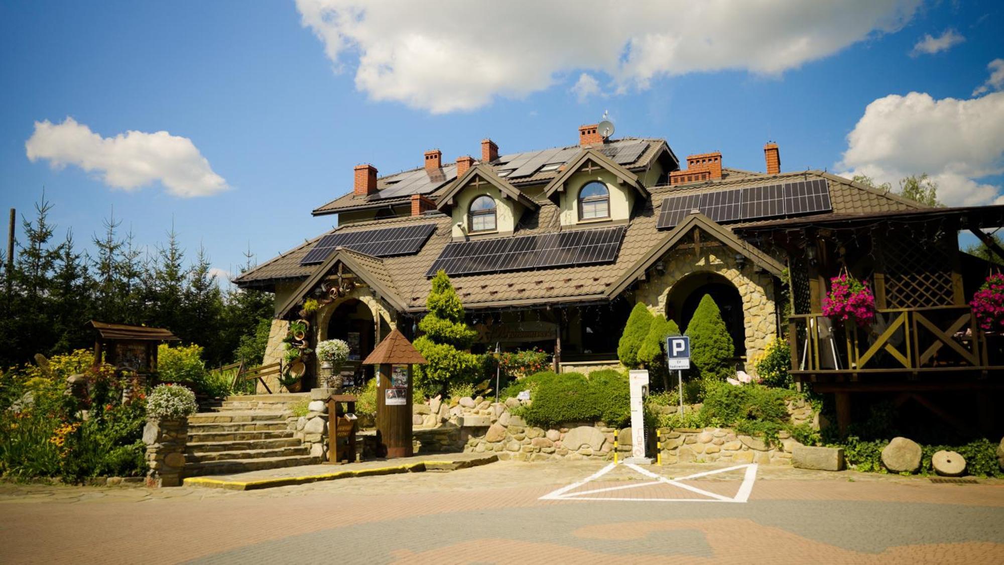 Rymanów Hotel Restauracja Jas Wedrowniczek מראה חיצוני תמונה