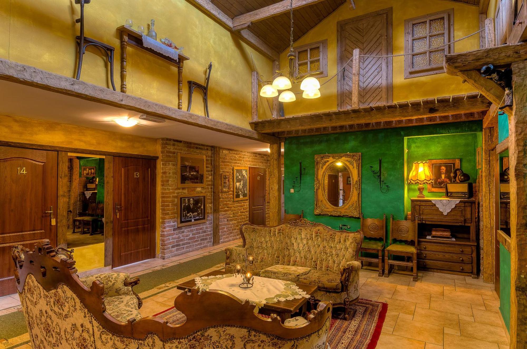 Rymanów Hotel Restauracja Jas Wedrowniczek מראה חיצוני תמונה
