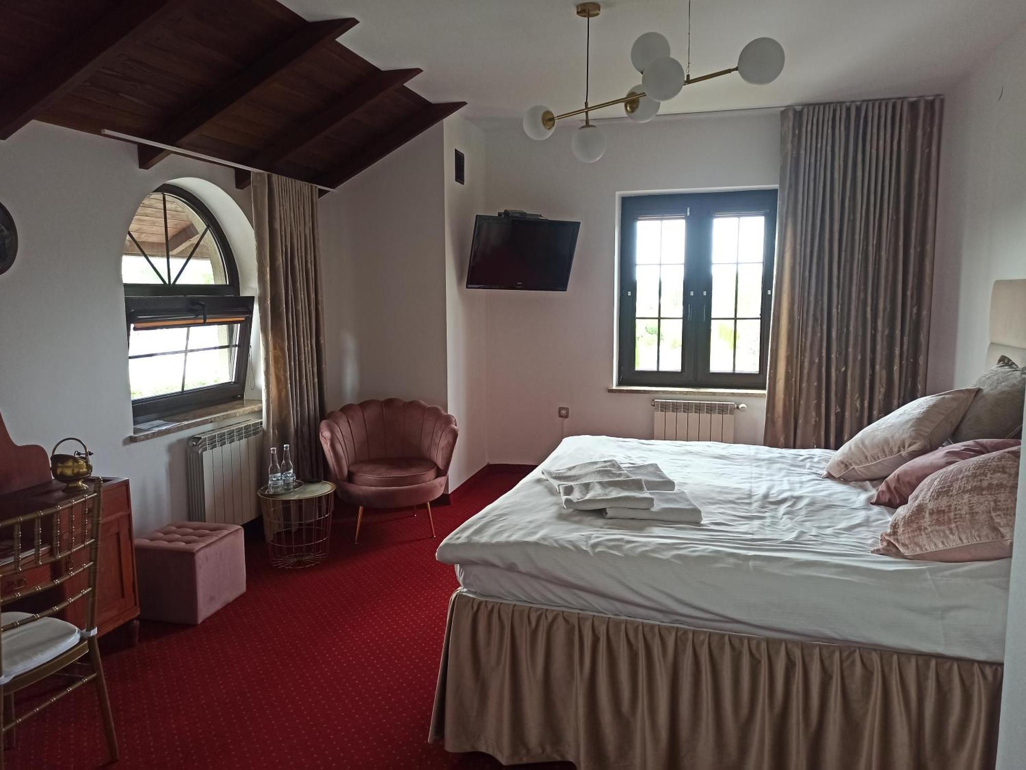 Rymanów Hotel Restauracja Jas Wedrowniczek מראה חיצוני תמונה
