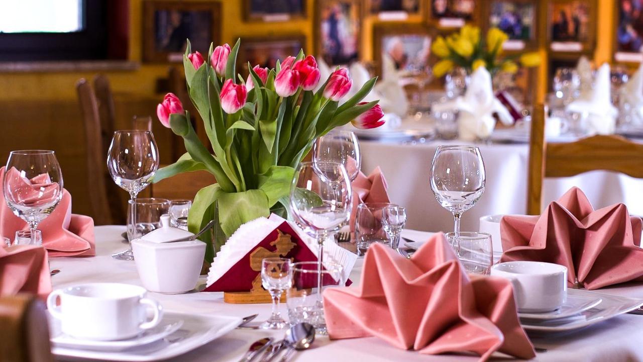 Rymanów Hotel Restauracja Jas Wedrowniczek מראה חיצוני תמונה